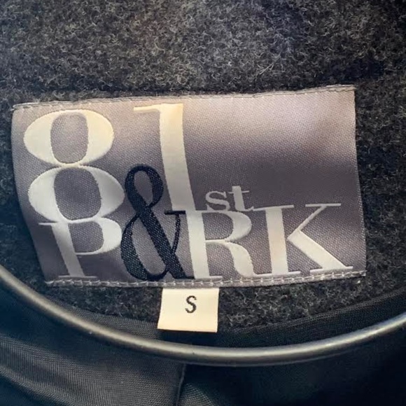 Beautiful jacket - Picture 3 of 3